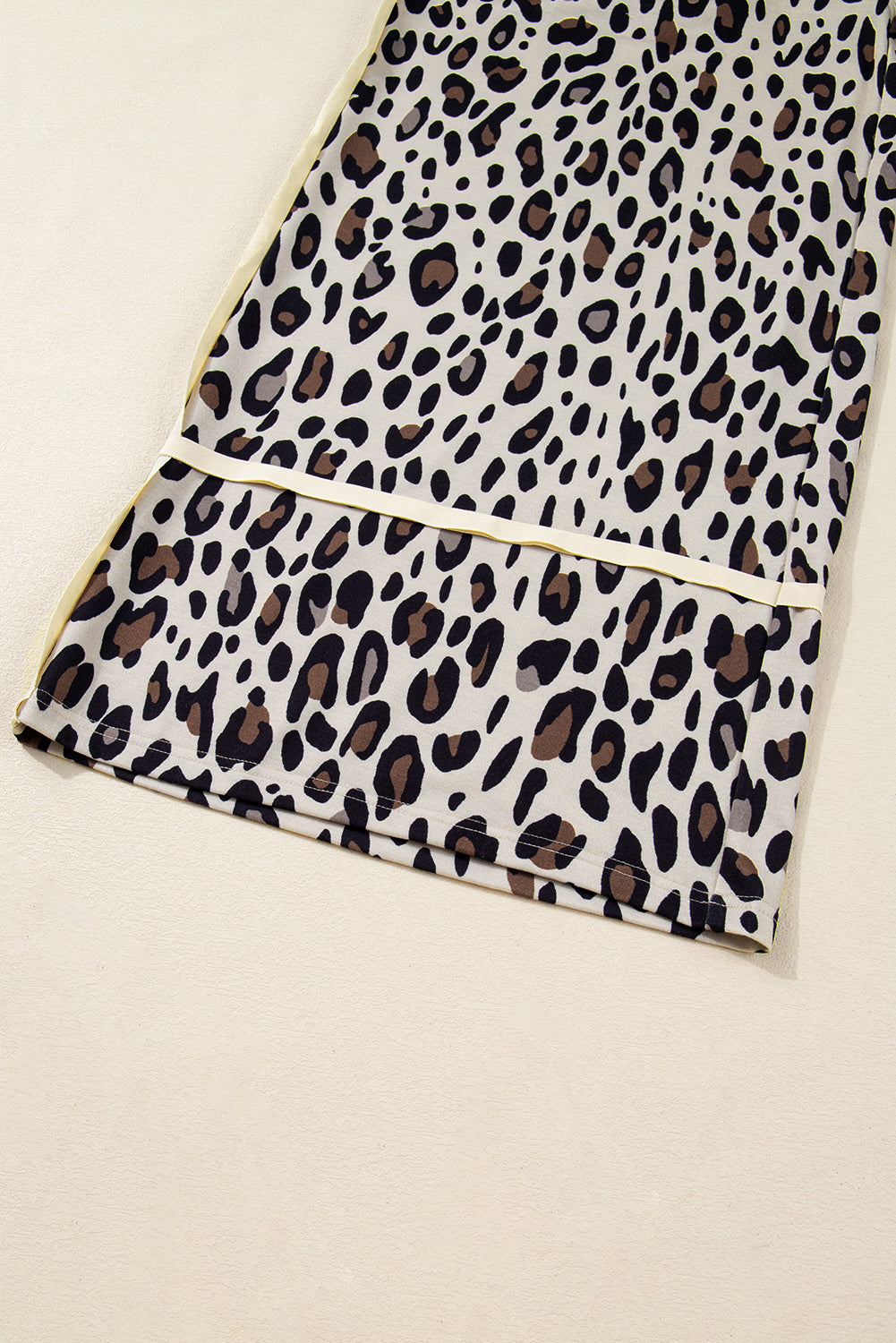 Khaki Exposed Seam Patched Pocket Plus Size Drawstring Leopard Wide Leg Pants