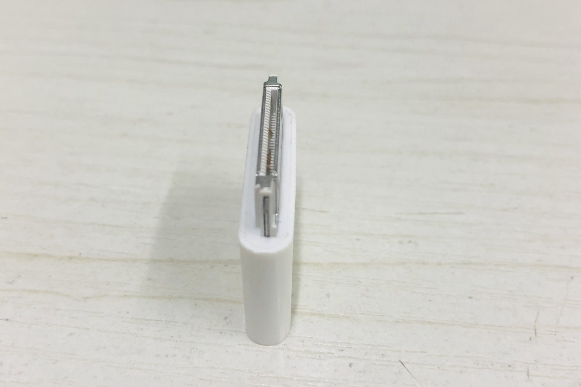 Compatible with Apple , USB To 30PIN Adapter For Android To Apple